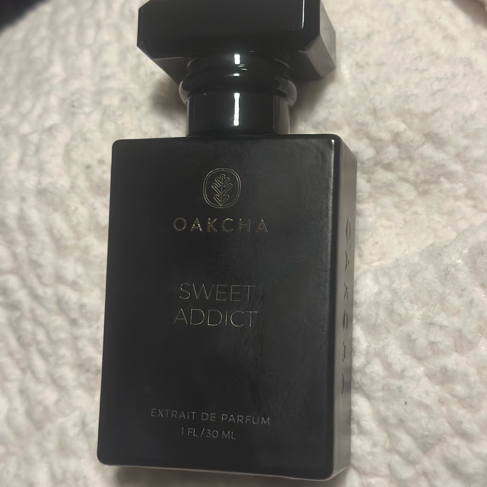 Oakcha Sweet Addict Perfume